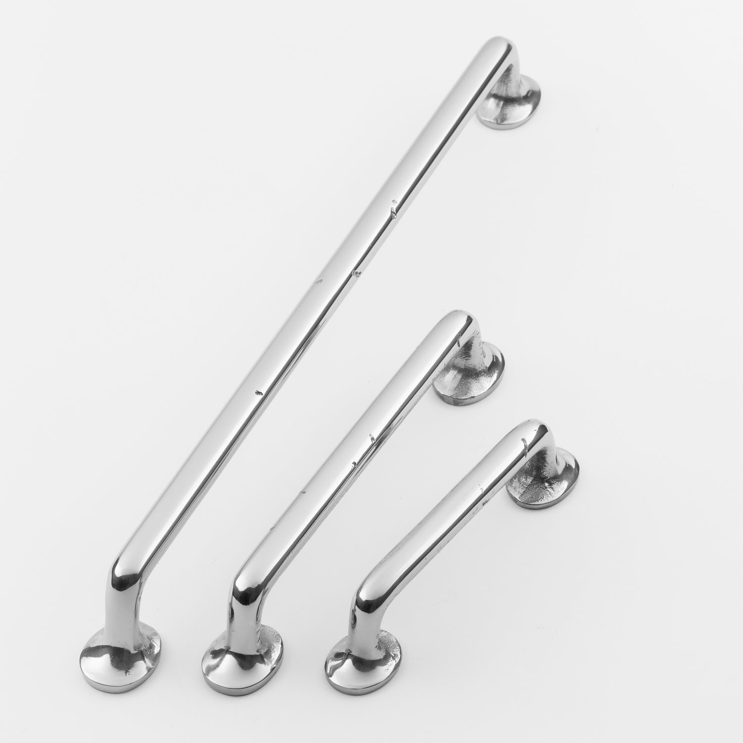 Elegant Classic Brass Montana 6-Inch Center-to-Center Cabinet Pull