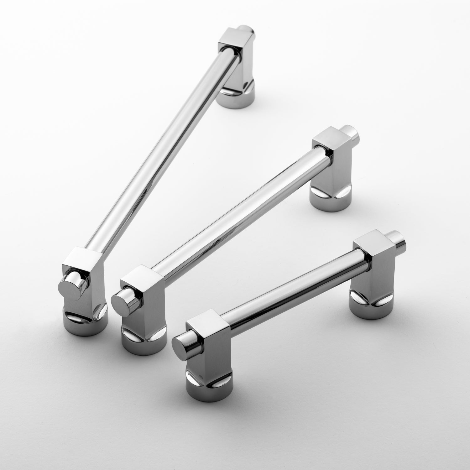 Timeless Solid Brass Reverie 4-Inch 1/2-Inch Grip Pull Handle