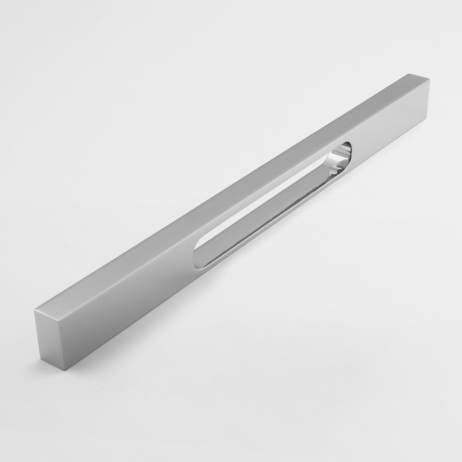 18-Inch Classic Brass Portside Surface Appliance Pull for Elegant Homes