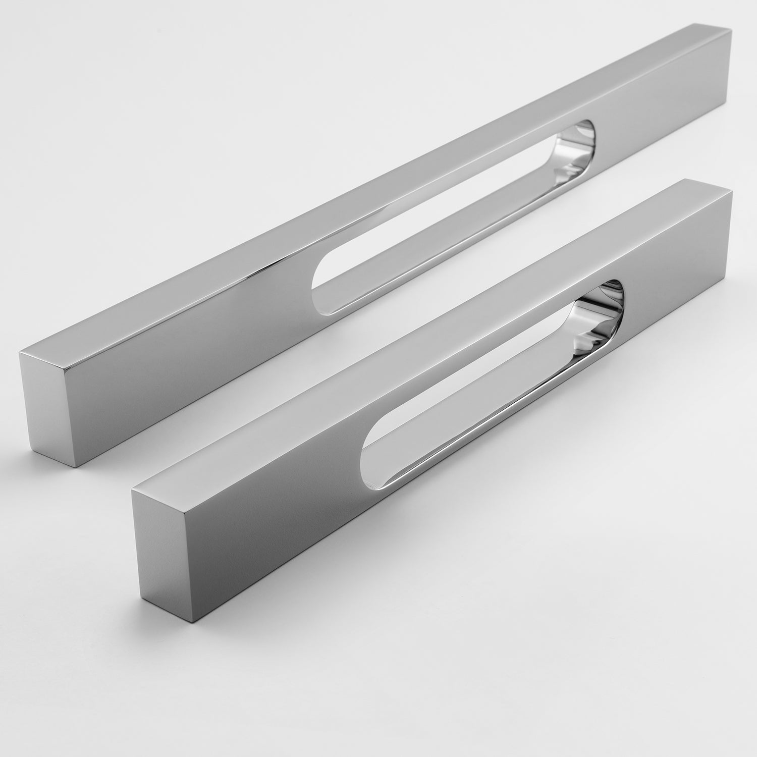18-Inch Classic Brass Portside Surface Appliance Pull for Elegant Homes