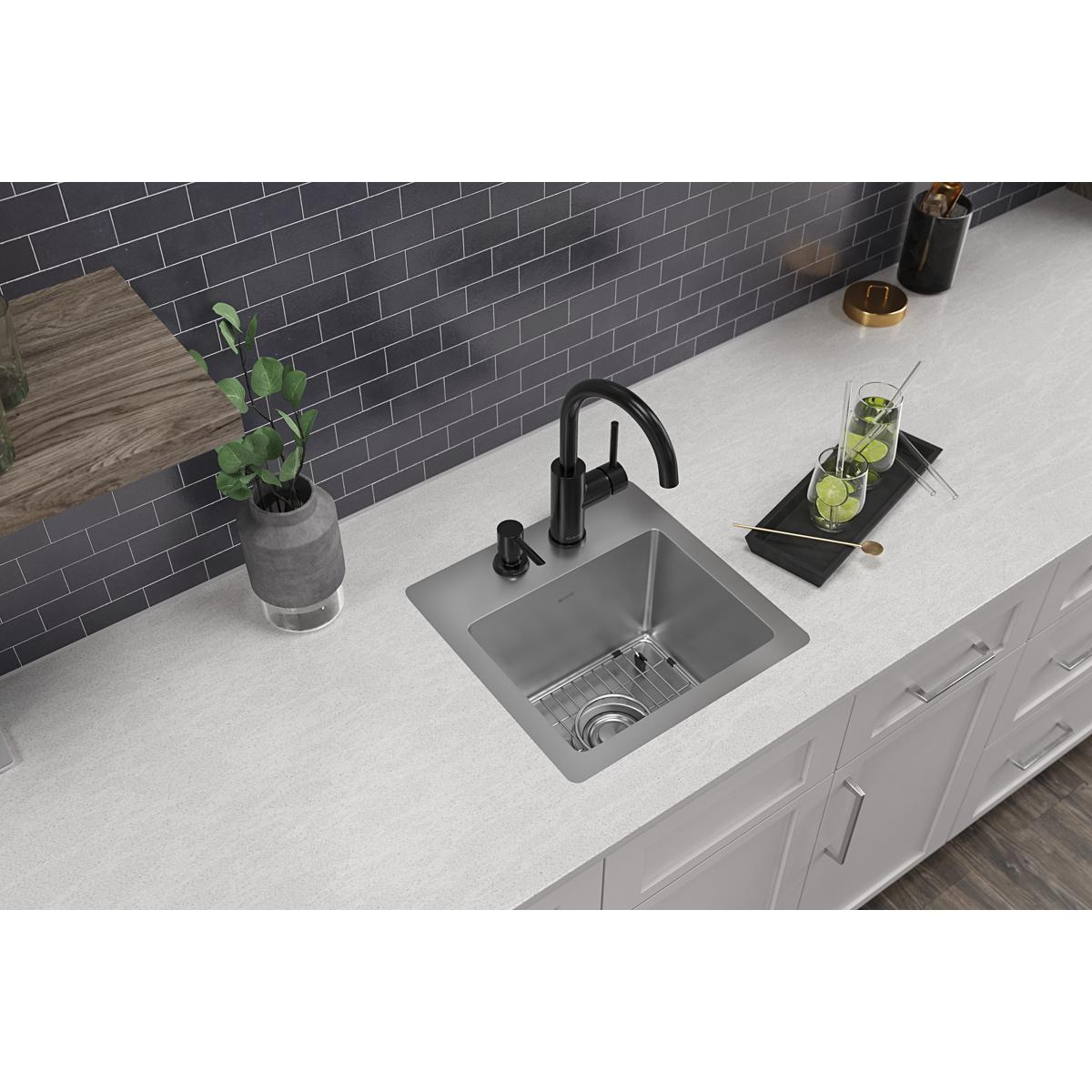 Elkay Crosstown 18-Gauge 15x15x9 Single-Bowl Dual-Mount Premium Bar Sink Kit