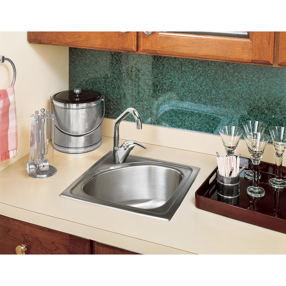 Elkay Lustertone Classic 15 x 15 x 6-1/2 Stainless Steel Single Bowl Drop-in Bar Sink for Elegant Spaces