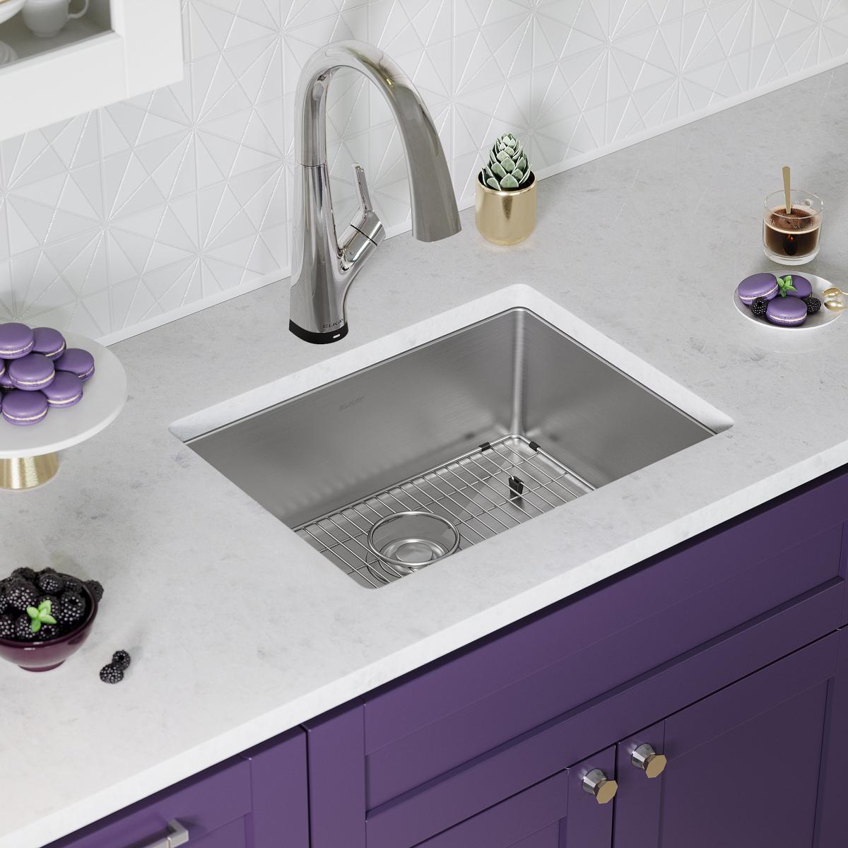 Elkay Crosstown 16 Gauge Single Bowl Undermount Sink Kit with Filtered Faucet - 23.5x18.25x8
