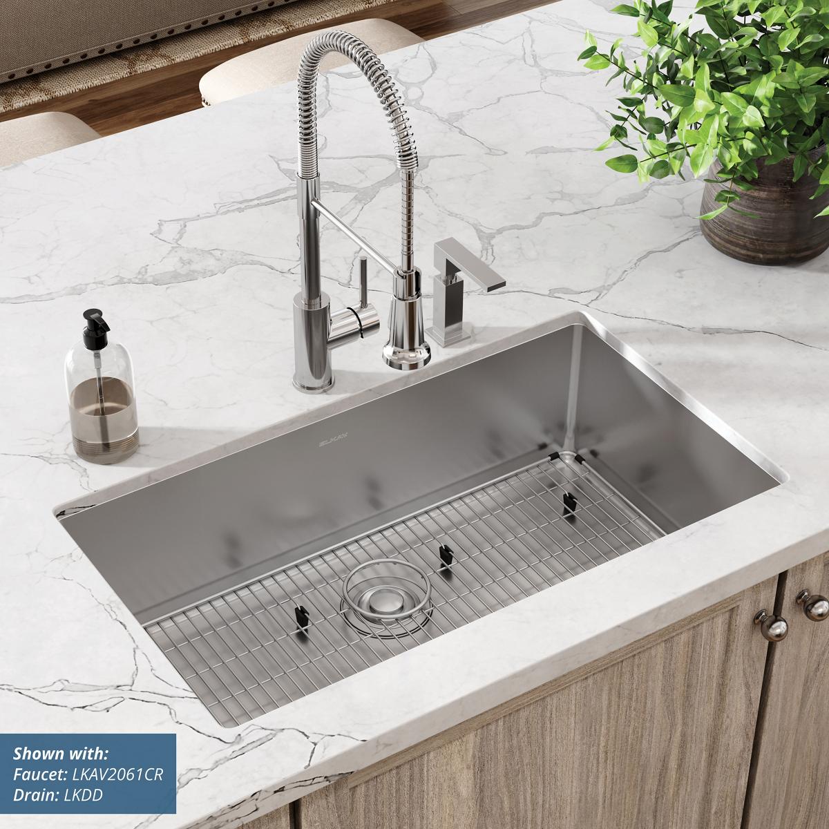 Elkay Crosstown Premium 18 Gauge Stainless Steel 33 x 22 x 9 Inch FR2-Hole Single Bowl Dual Mount Kitchen Sink Kit