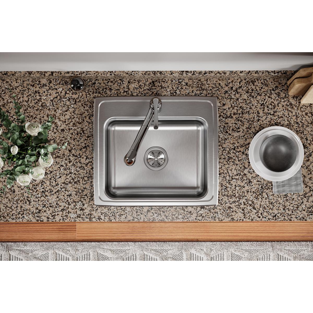 Elkay Celebrity 22 x 19.5 x 7.125 Stainless Steel Single Bowl Drop - in Kitchen Sink