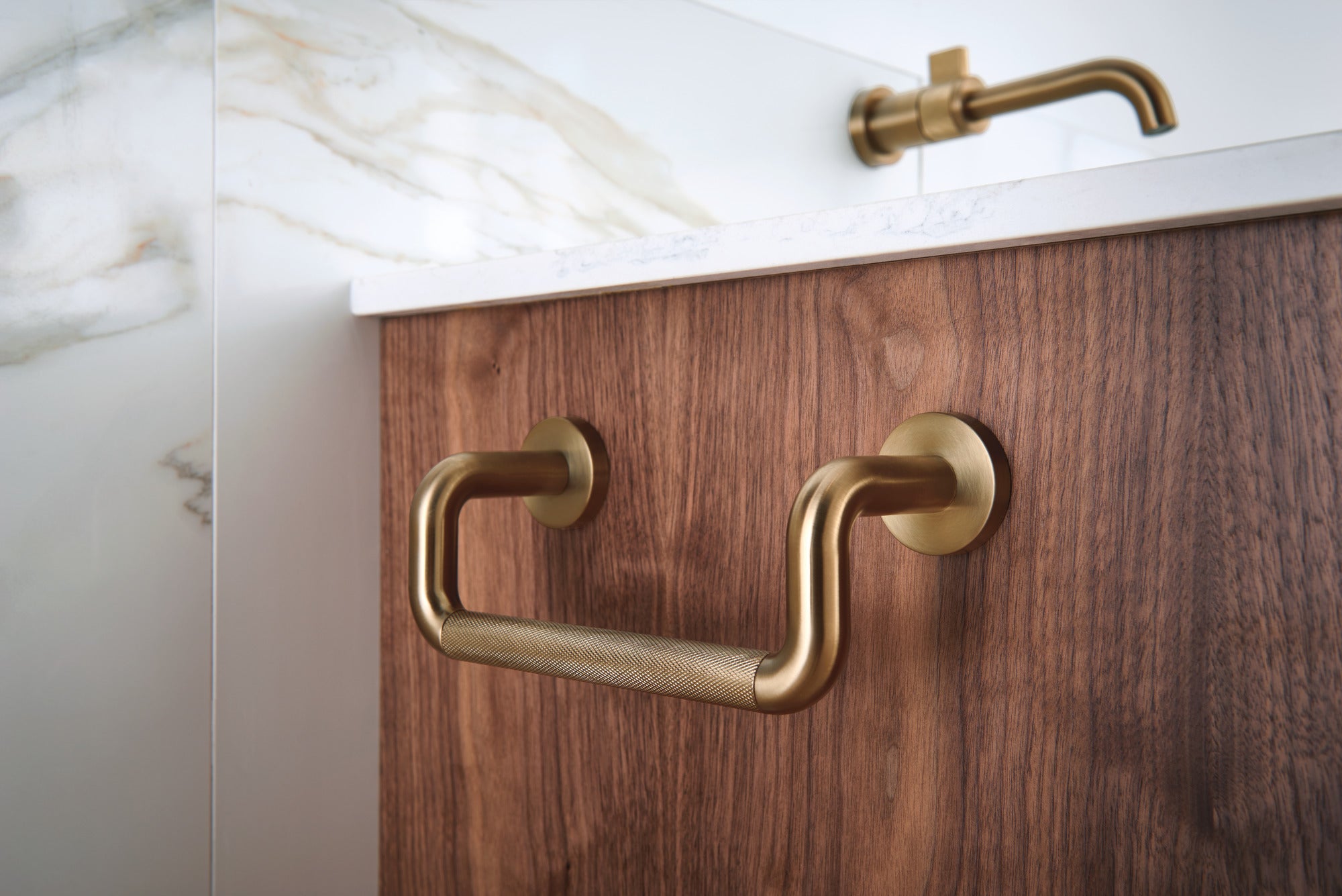 Brizo Litze 8-Inch Towel Bar for Luxury Bathroom Decor