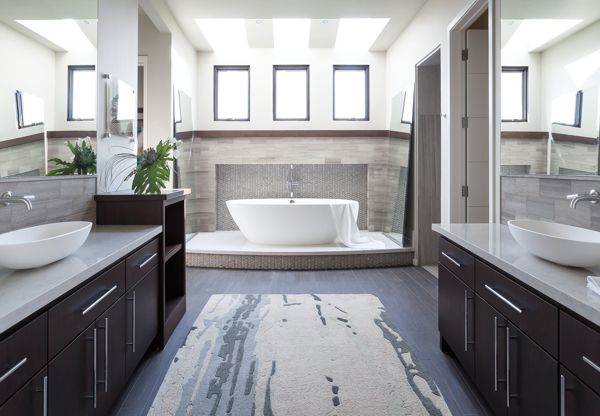 Brizo Odin Luxury Single-Handle Freestanding Tub Filler for Modern Bathrooms