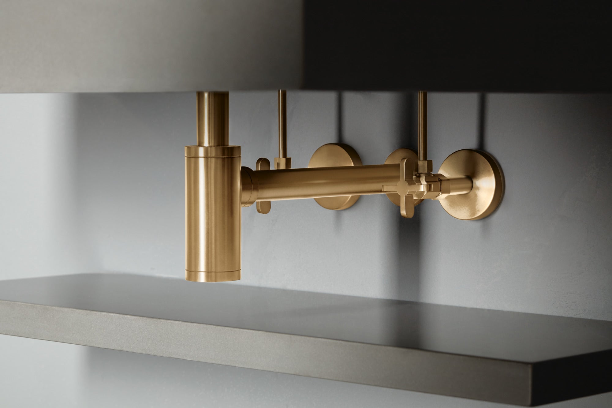Brizo 20-Inch High-Quality Metal Bathroom Supply Line for Exposed Plumbing