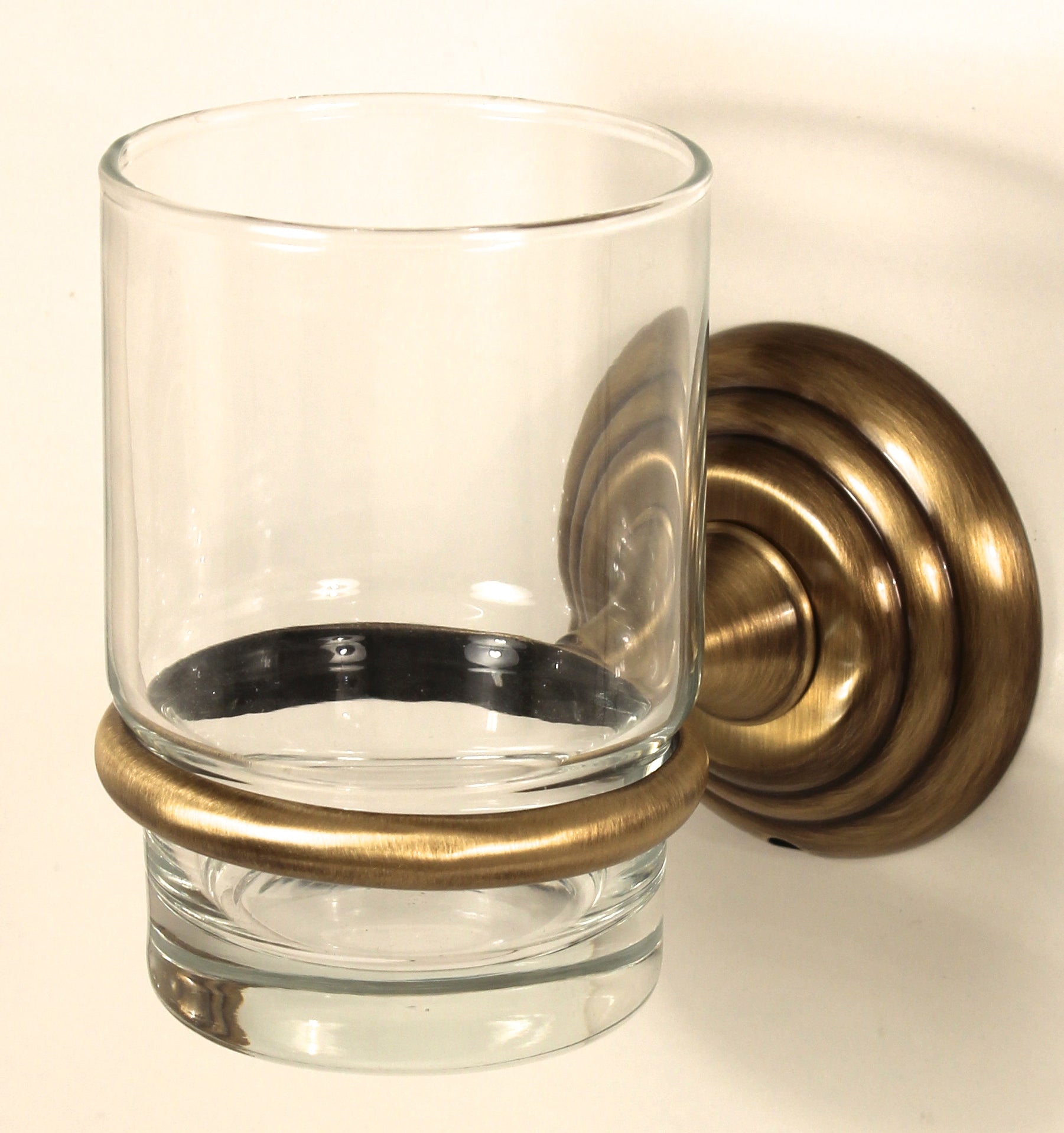 Alno Embassy Traditional Bathroom Tumbler Holder with 4 1/2' Projection