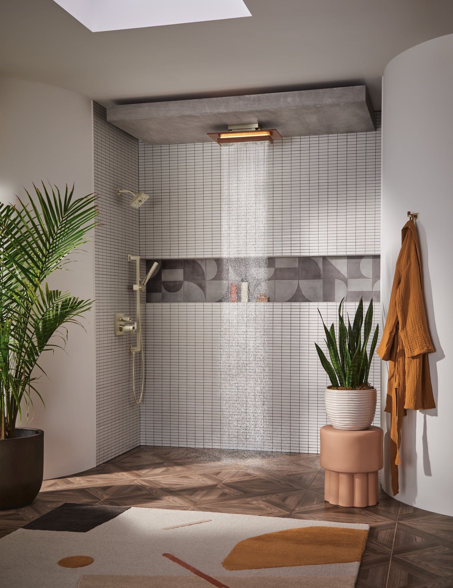 Brizo Universal Square Linear Slide Bar with Stretchable Hose for Showering