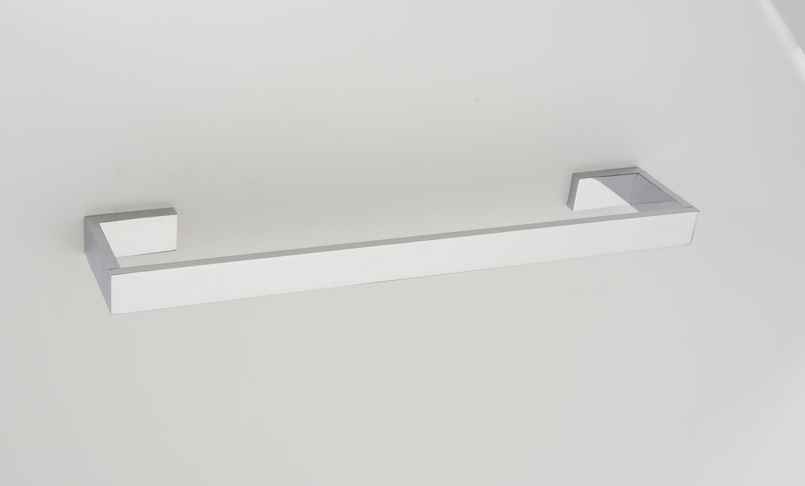 Alno 24-Inch Linear Modern Towel Bar for Stylish Bathrooms
