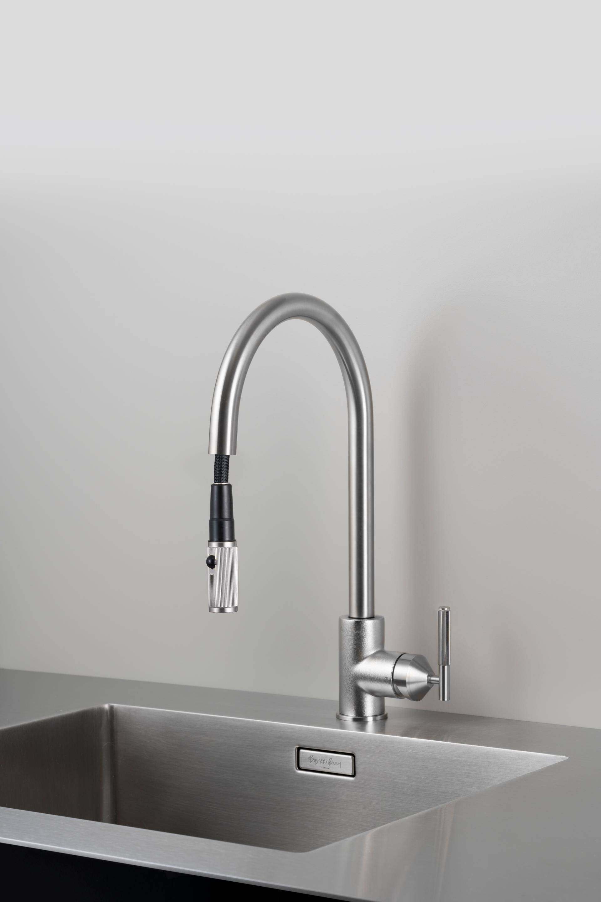 Buster + Punch Dual Spray Linear Pull - out Kitchen Sink Faucet for Elegant Culinary Spaces