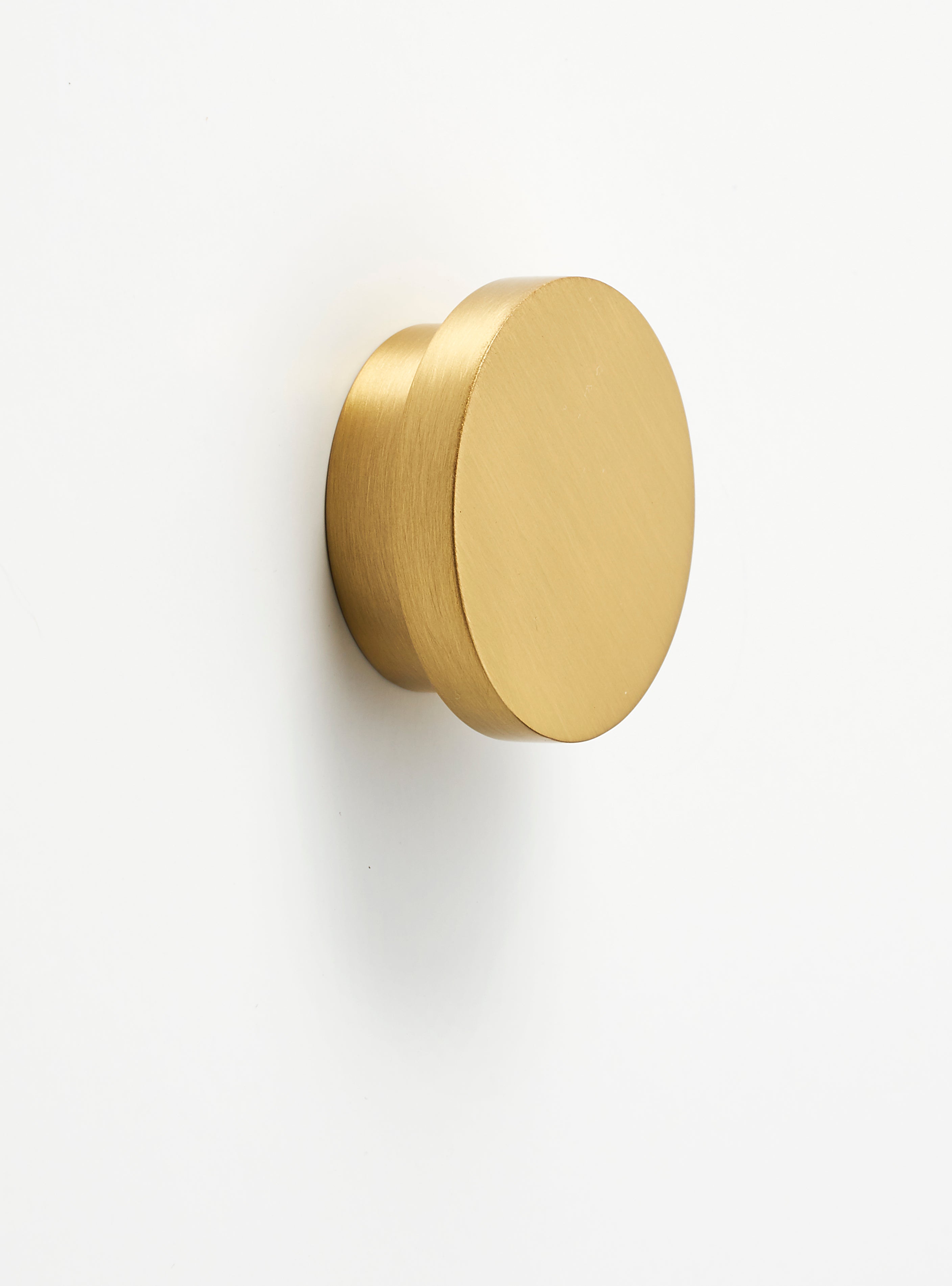 Alno Redondo Cabinet Knob with a 1 3/8-Inch Size