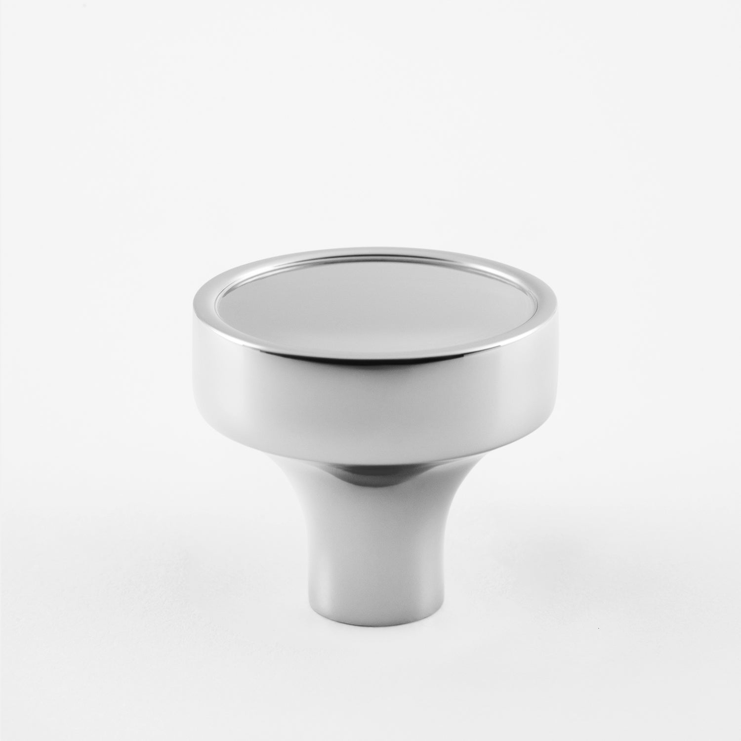 Exquisite Solid Brass Apres 1-Inch Diameter Classic Knob
