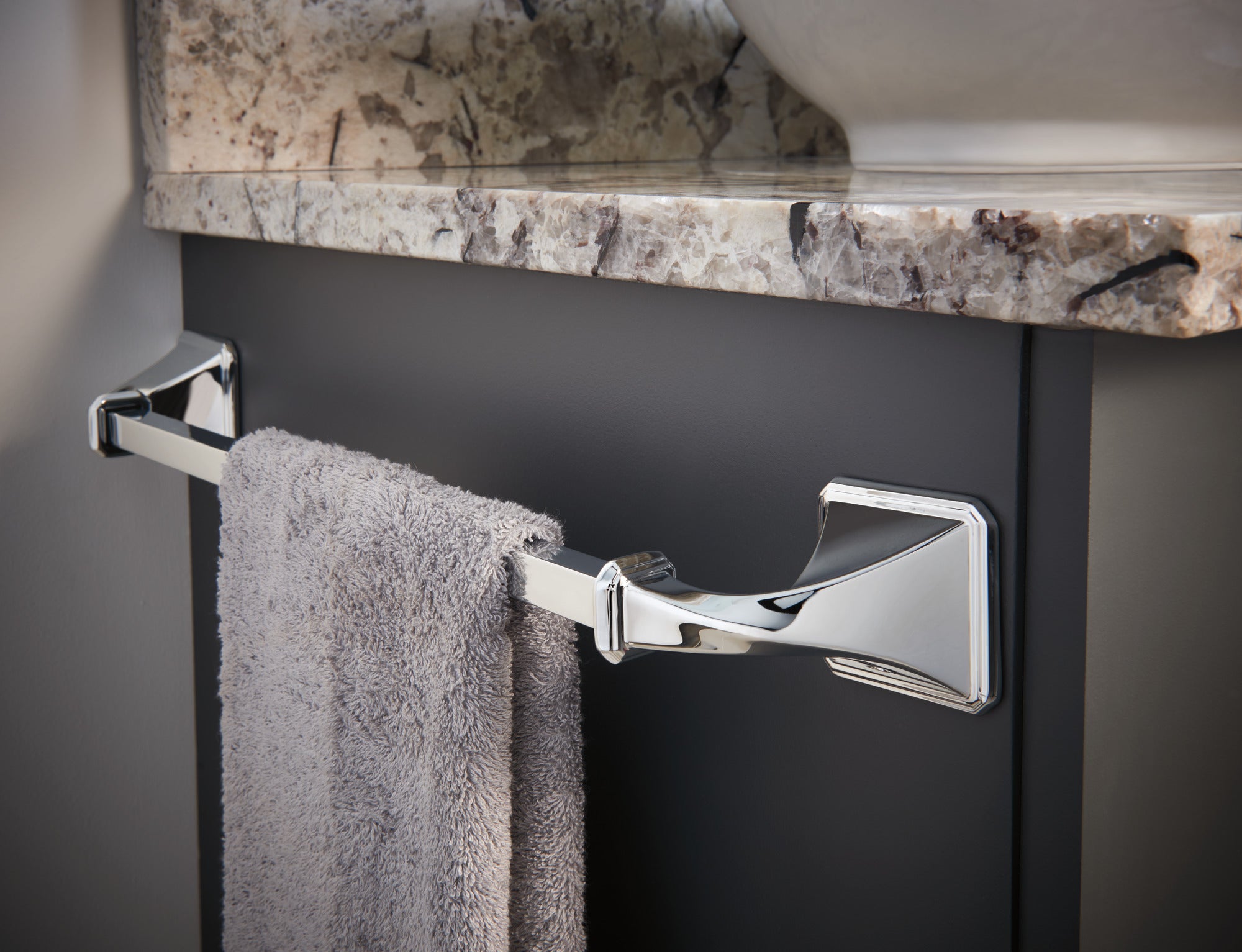Brizo Virage 18-Inch Luxury Bathroom Towel Bar for Elegant Spaces