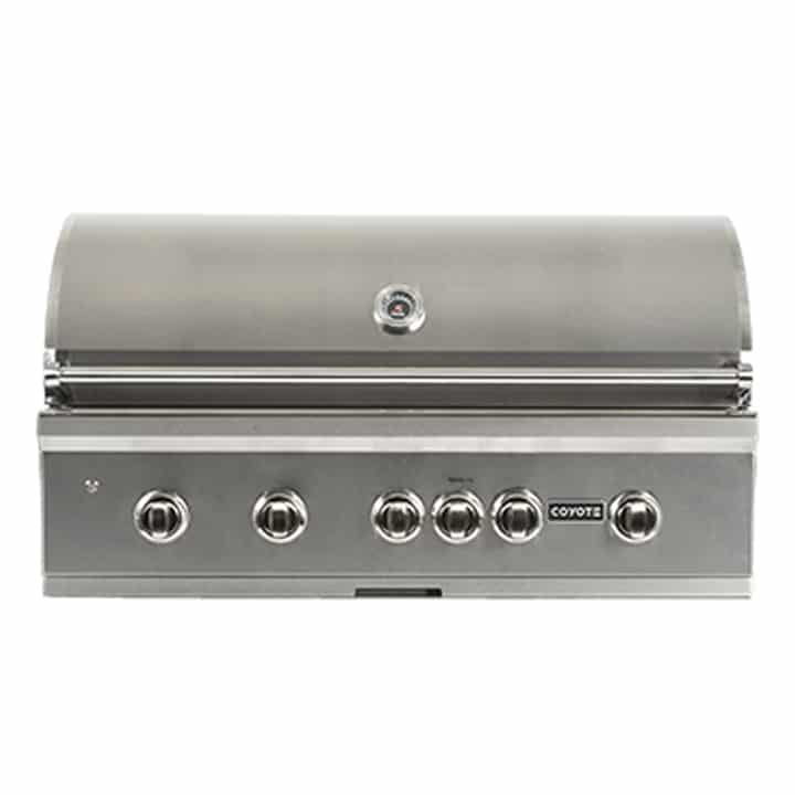 Coyote 42-Inch S-Series Outdoor Gas Grill for Enthusiastic Grill Masters